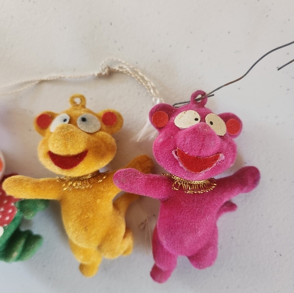 Vintage Flocked Bear Christmas Tree Ornament Lot Clown MCM 60s 70s Kitsch - Picture 5 of 5